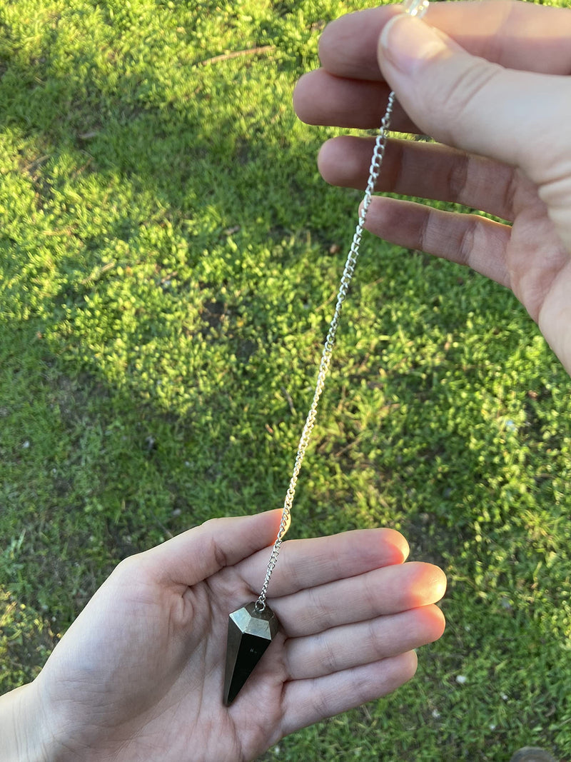 [Australia] - Pyrite Natural Stone Pendulum, Crystal Pendulum, Hexagonal Vintage Crystal Pendulum for Dowsing, Chakra Reiki Divination Wicca Meditation Pendulum (Pyrite) Pyrite 
