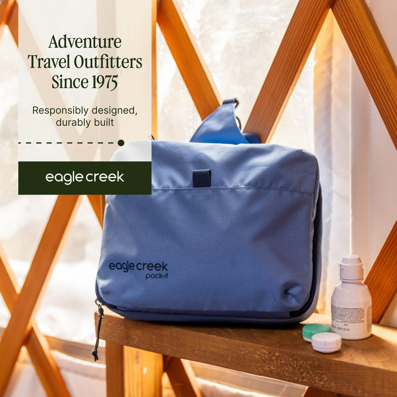 Eagle Creek Pack-It Trifold Toiletry Kit, Willow Green | Dopp Kit Toiletry Organizer with Padded Interior, Durable Hanging Hook and Large Compartments, Water-Resistant and Washable