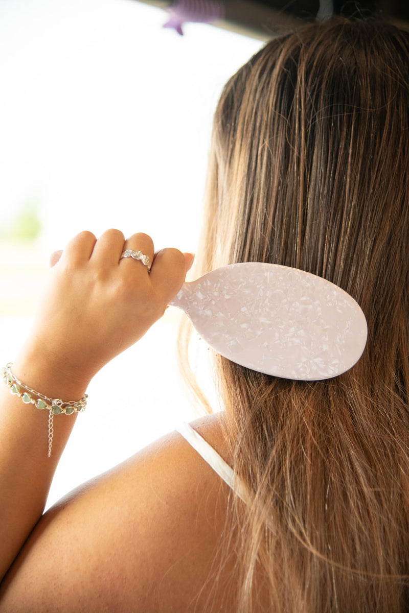 FRAMAR Iridescent Wet Hair Brush Detangler – Detangle Brush For Curly Hair, Hair Detangler Brush For Kids, Holographic Girls Hair Brush, Pink Hairbrush For Women – Removes Knots Without Pulling