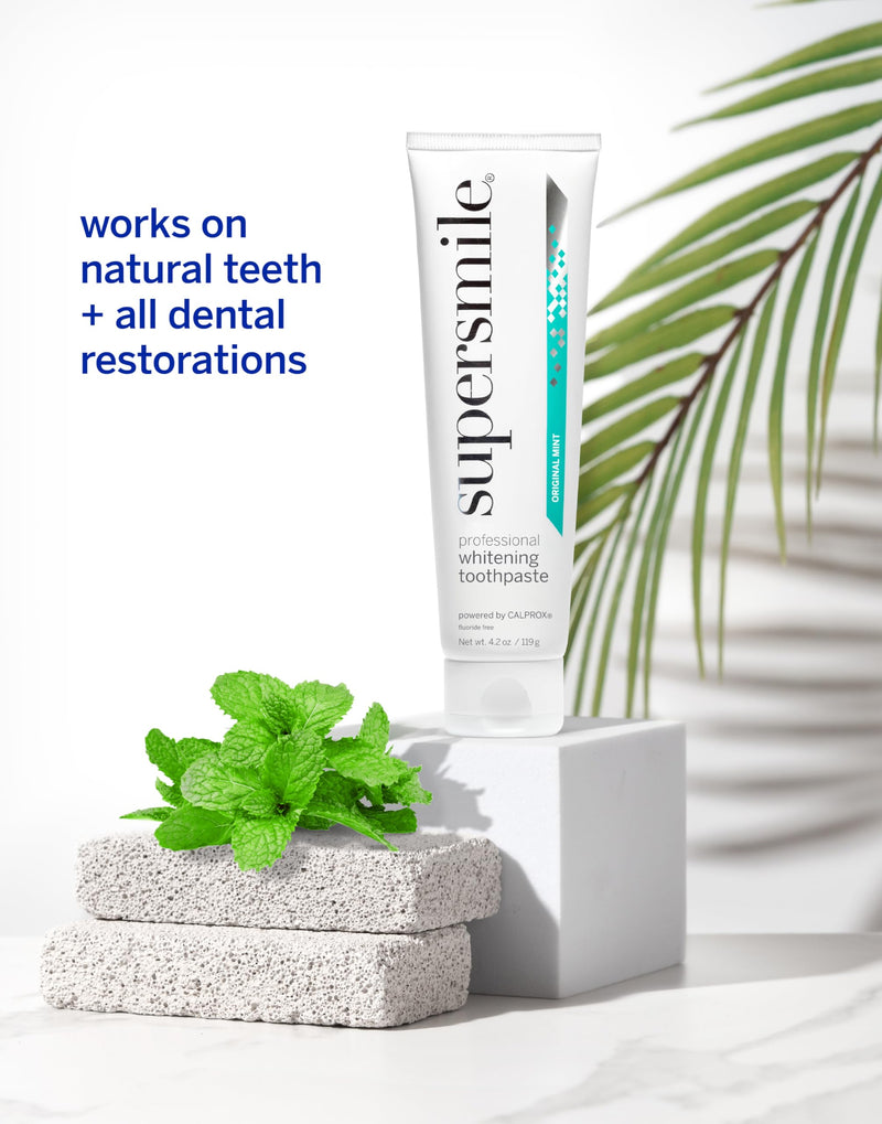 [Australia] - Supersmile Professional Teeth Whitening Toothpaste - Fluoride Free for Visibly Brighter Smile - Whitens up to 6 Shades Original Mint Flouride Free 4.2 Ounce (Pack of 1) 