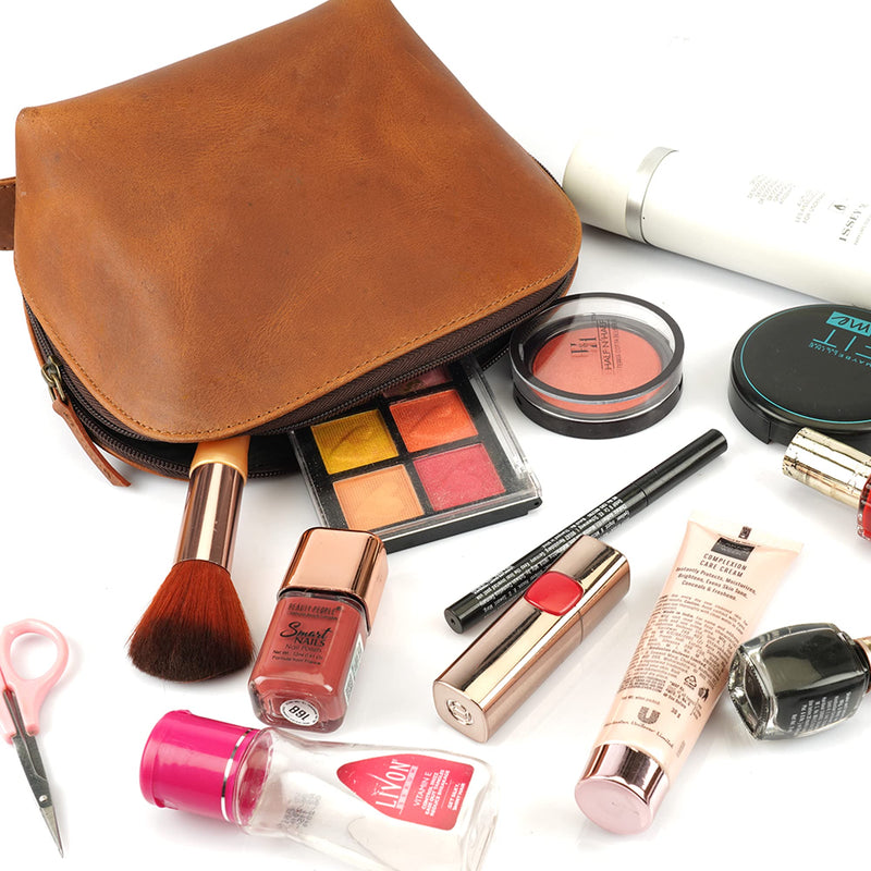 Leather cosmetics bag, Ring Pouch with soft leather inside, Dopp kit, Toiletry bag for men and women