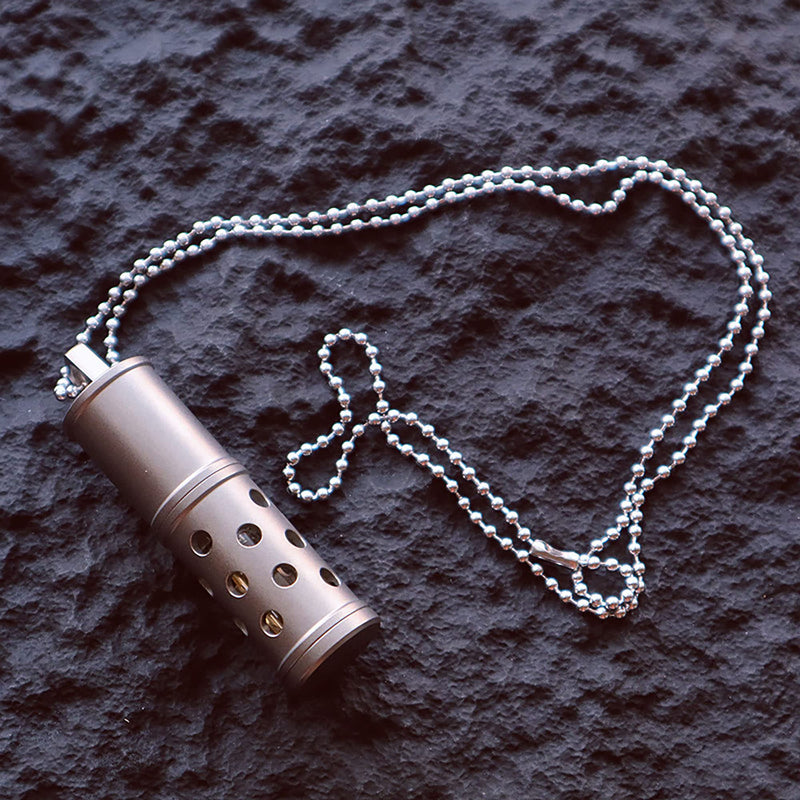 EDC Titanium Perfume Case and Make-Up Bottle and Glass Storage Jar Can be Used as A Keychain Small Items or Pendant Hollowed out version