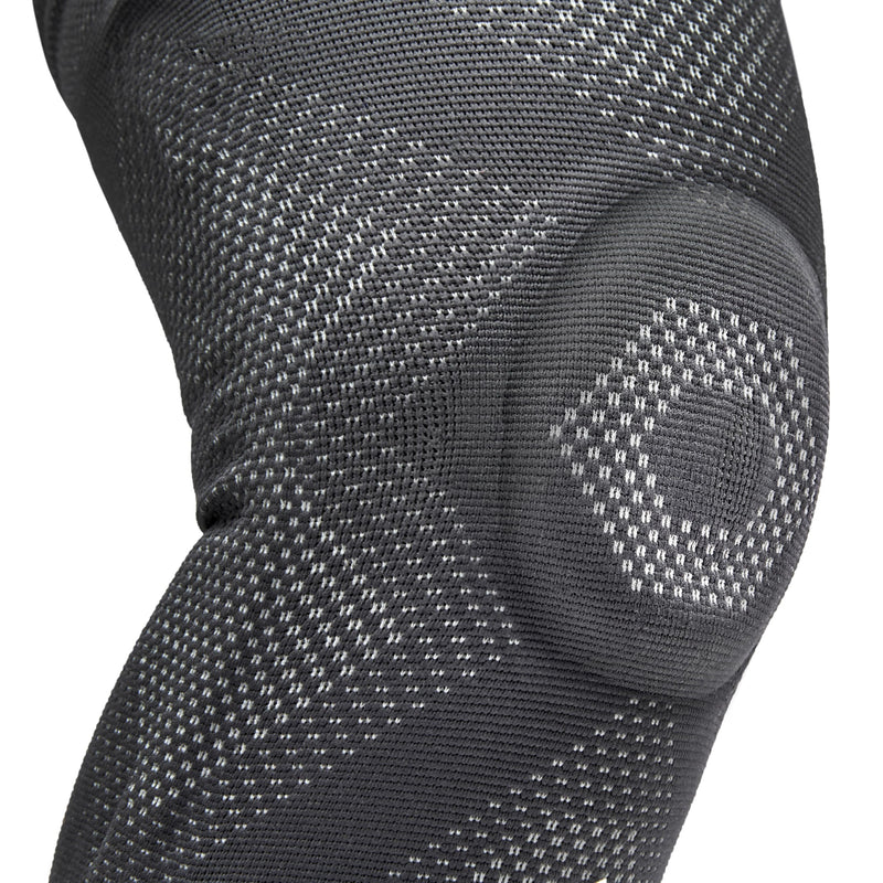 adidas Aeroready Ergonomic Compression Sleeve for Ankle, Elbow or Knee Knee Support Large