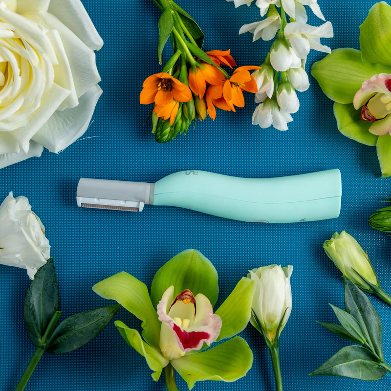 SPA SCIENCES - SIMA Patented Dermaplane Razor for Women Face – Painless 2-in-1 Facial Exfoliation & Peach Fuzz Hair Removal – Anti-Aging – 3 Speeds – Rechargeable – 7 Weeks Treatment Mint