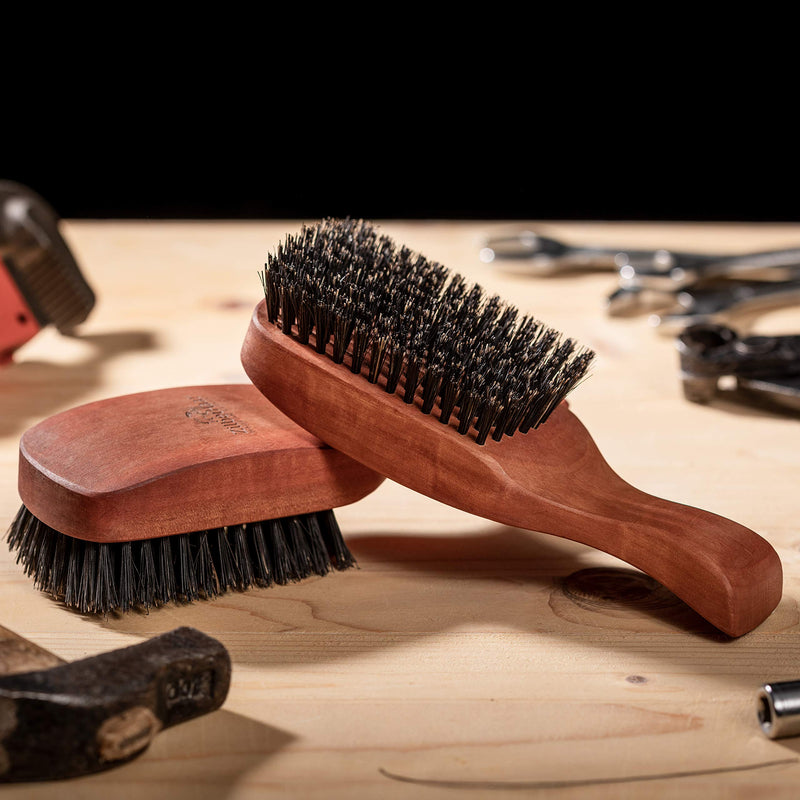 [Australia] - ZilberHaar - Major hair and beard brush for men - Soft boar bristles and pear wood - Massages and exfoliates skin and scalp - Ideal accessory for men - Made in Germany 