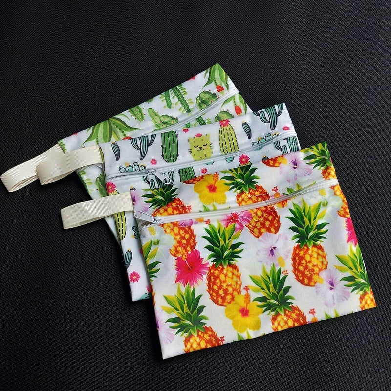 [Australia] - 7pcs/Set Including 1pc Mini Wet Bag +6pcs Bamboo Charcoal Cloth Menstrual Pads/Reusable Sanitary Pads/Mama Panty Liners (All Randomly Prints) 7 Pieces Set 1 7 Piece Set 
