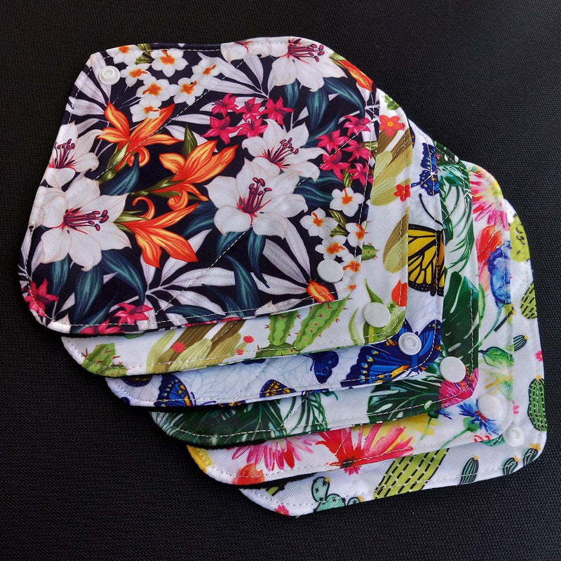 [Australia] - 7pcs/Set Including 1pc Mini Wet Bag +6pcs Bamboo Charcoal Cloth Menstrual Pads/Reusable Sanitary Pads/Mama Panty Liners (All Randomly Prints) 7 Pieces Set 1 7 Piece Set 