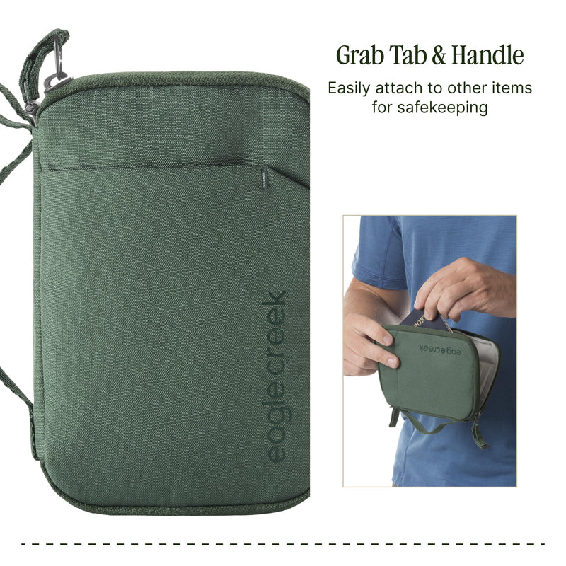 Eagle Creek Stash RFID Passport Wallet, Unisex, Grass Green | Slim Travel Organizer with RFID Blocking, Secure Storage for Passport, Cards, and Cash, Lightweight and Water-Resistant