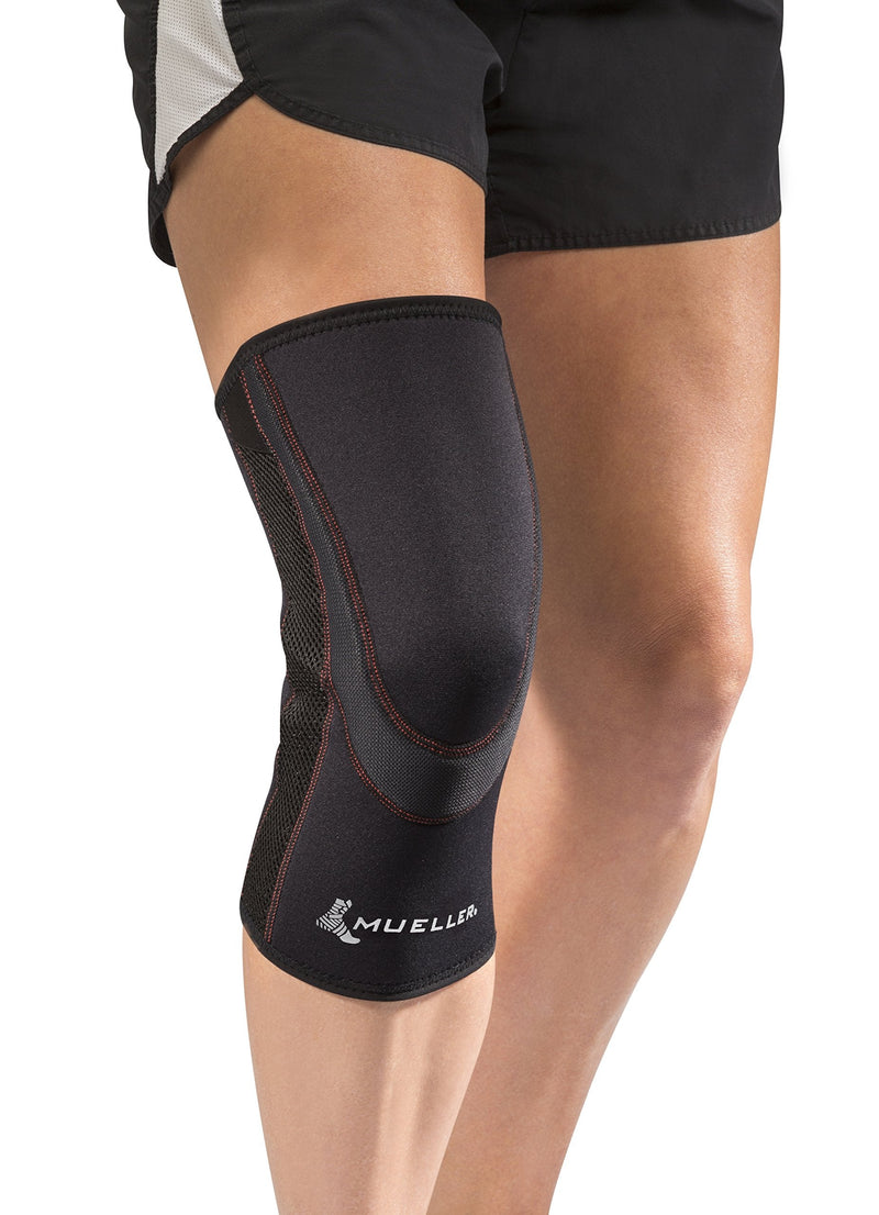 MUELLER Sports Medicine Breathable Closed Patella Knee Sleeve, Knee Pain Relief Support for Men and Women, Ideal for Arthritis, Sprains, Black, Medium