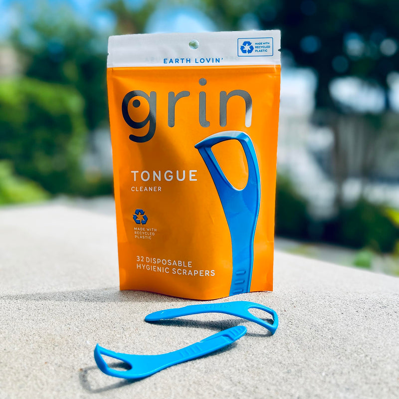 [Australia] - GRIN Tongue Cleaner, 32 Count, Disposable Tongue Cleaner, Hygienic Scraper, Recycled Plastic, Clean Tongue, Promote Fresh Breath, Includes Safe Fold- Back Tooth Pick 1 Pack 
