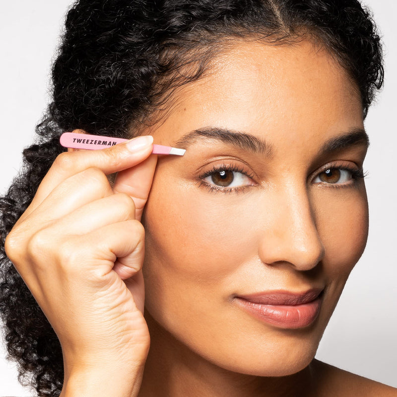 Tweezerman Exclusive Eyebrow Razor & Tea Rose Mini Slant Tweezer Stainless Steel & Tea Rose