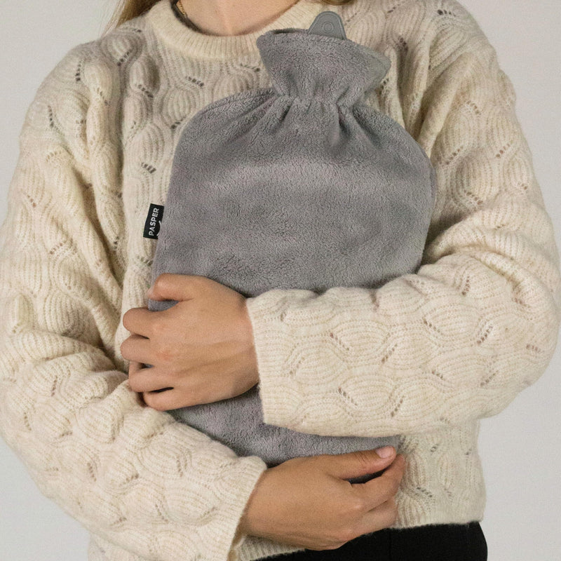 [Australia] - XXL hot water bottle large 3.5 liters with cover - gray and soft fleece hot water bottle cover - hot water bottle XL for babies, children and adults - gift for women girlfriend extra large - 3.5 liters 