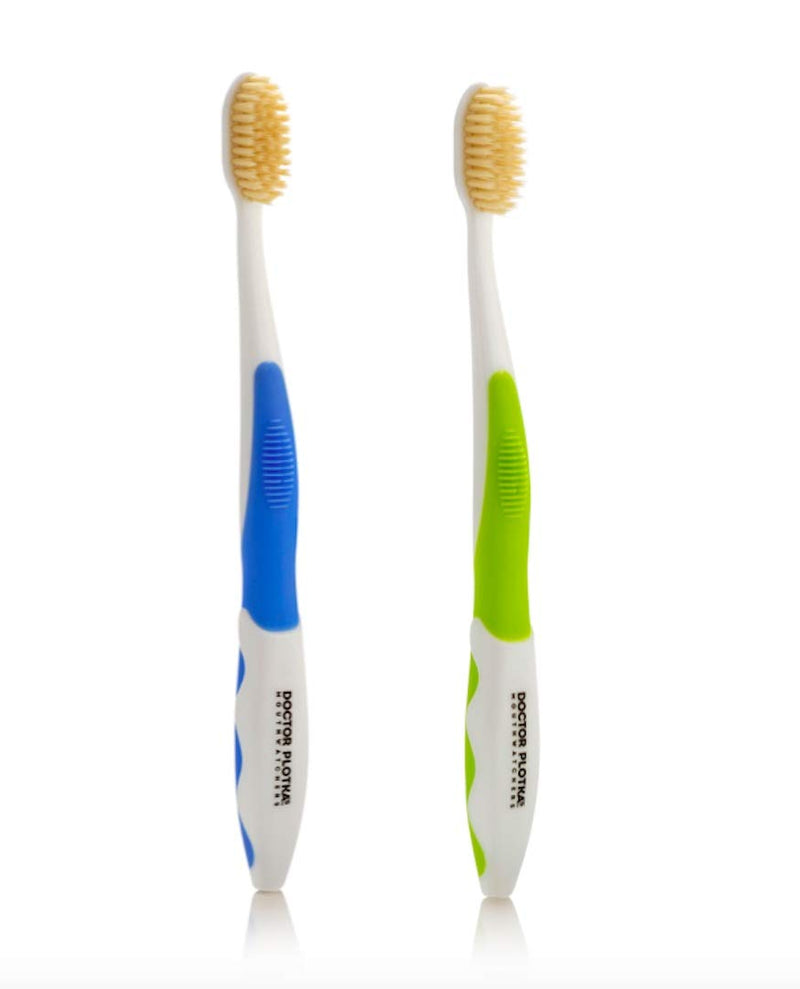 [Australia] - MOUTHWATCHERS Soft Flossing Manual Toothbrush for Adults, 2 Pack, Ultra Clean, Good for Sensitive Teeth and Gums, by Dr. Plotka's, Colors May Vary 