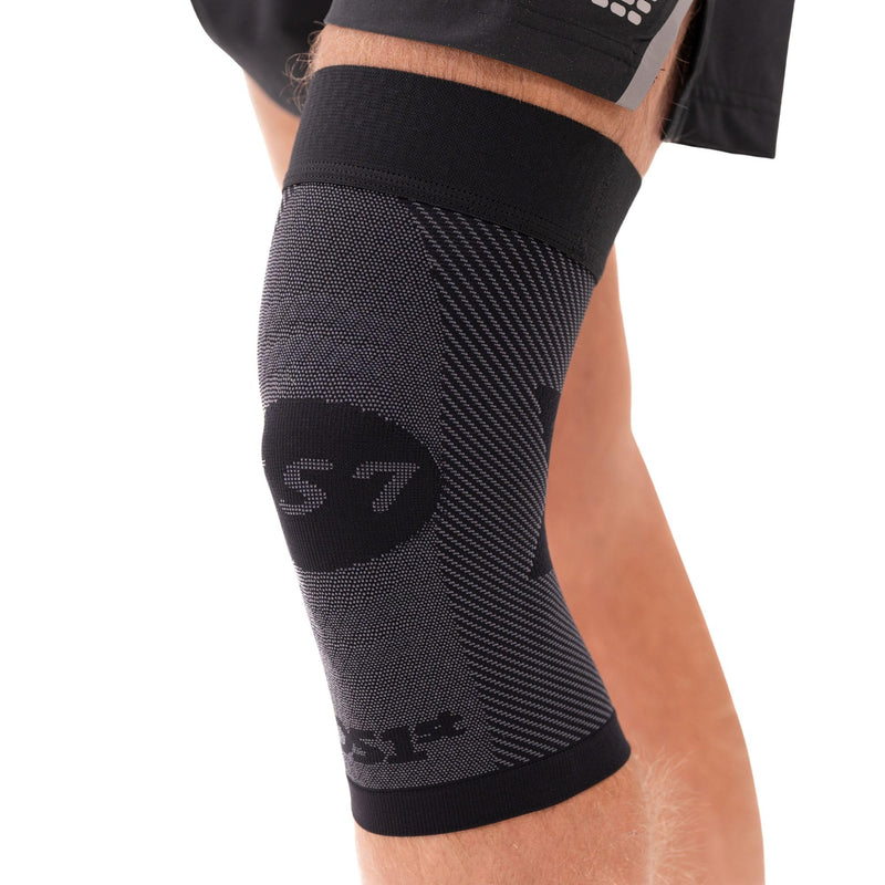 OS1st KS7 Performance Knee Brace with Compression Zone Technology–Stabilizing Knee Sleeve for Pain Relief, Patella Support, Running, Arthritis, Men & Women Medium Black