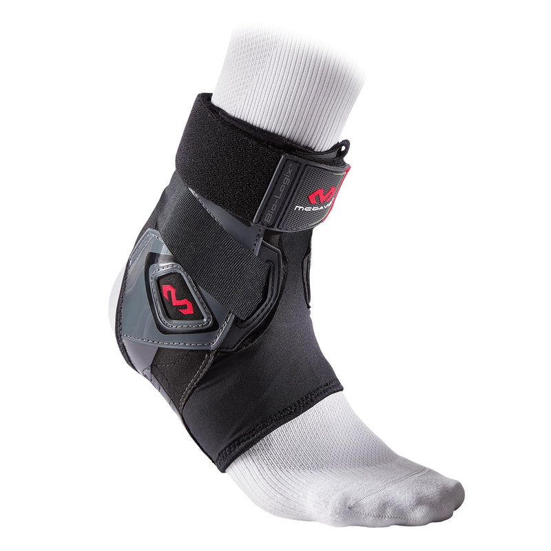 [Australia] - McDavid Ankle Brace Sprain Prevention/ Recovery. Bio-Logix Therapy Support, Competition Grade. Perfect for Basketball, Volleyball, Football, Soccer and More M-L Right 