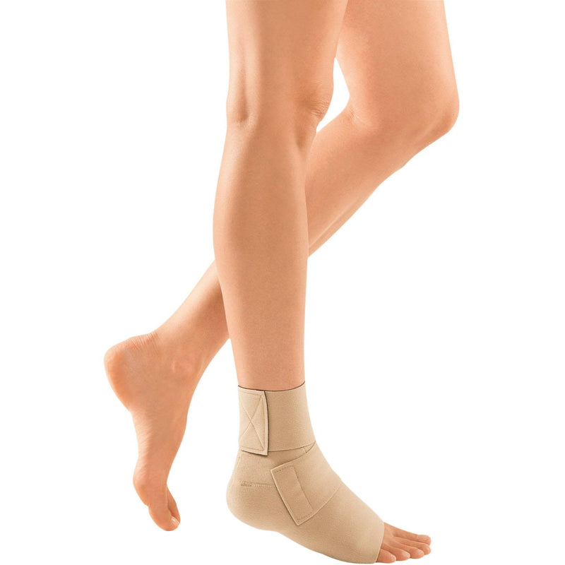 CircAid Juxta Lite Ankle Foot Wrap Medium CFW1S002