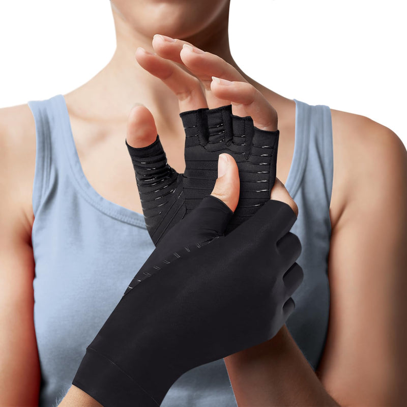 BraceAbility Carpal Tunnel Compression Gloves - Fingerless Copper Arthritis Gloves for Men and Women - Hand Pain Relief, Rheumatoid Arthritis, Circulation, Swelling, Tendonitis Support (M - Pair) Medium
