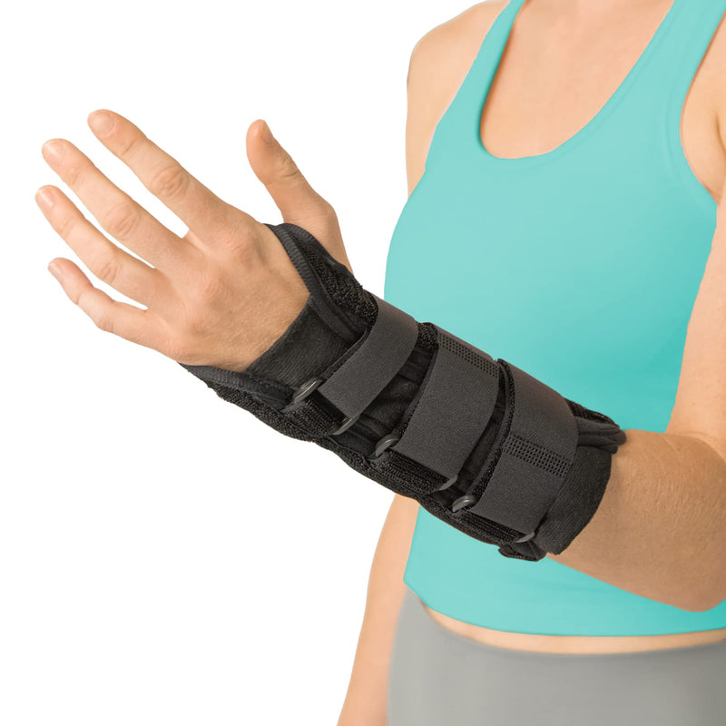 [Australia] - BraceAbility Volar Wrist Splint - Right or Left Hand Compression Support Brace for Carpal Tunnel Syndrome Relief, Fracture Pain, Sprained Injury, Typing, Sleeping, Arthritis, and Tendonitis Wrap 