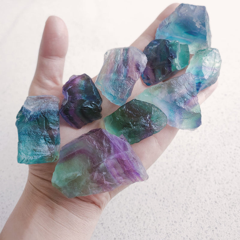 [Australia] - 1 lb Rough Crystals Bulk Raw Rainbow Fluorite Healing Stones for Tumbling, Wire Wrapping, Wicca Reiki,Meditation Rainbow Fluorite Quartz 