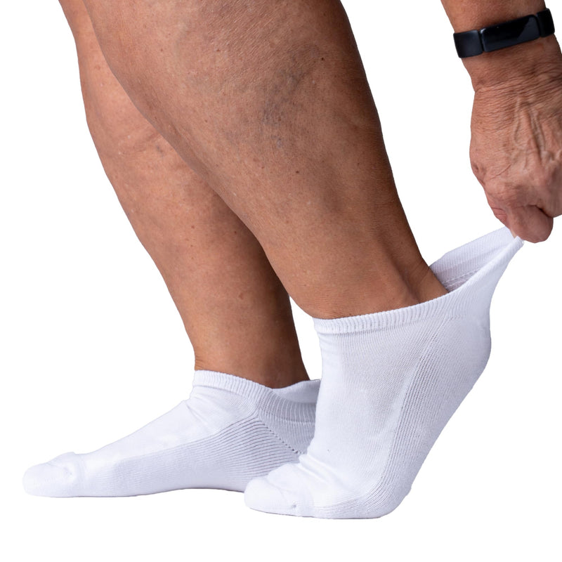 [Australia] - Viasox Diabetic Ankle Socks for Women & Men, Low Cut Non Binding, Seamless Neuropathy Socks Medium White 