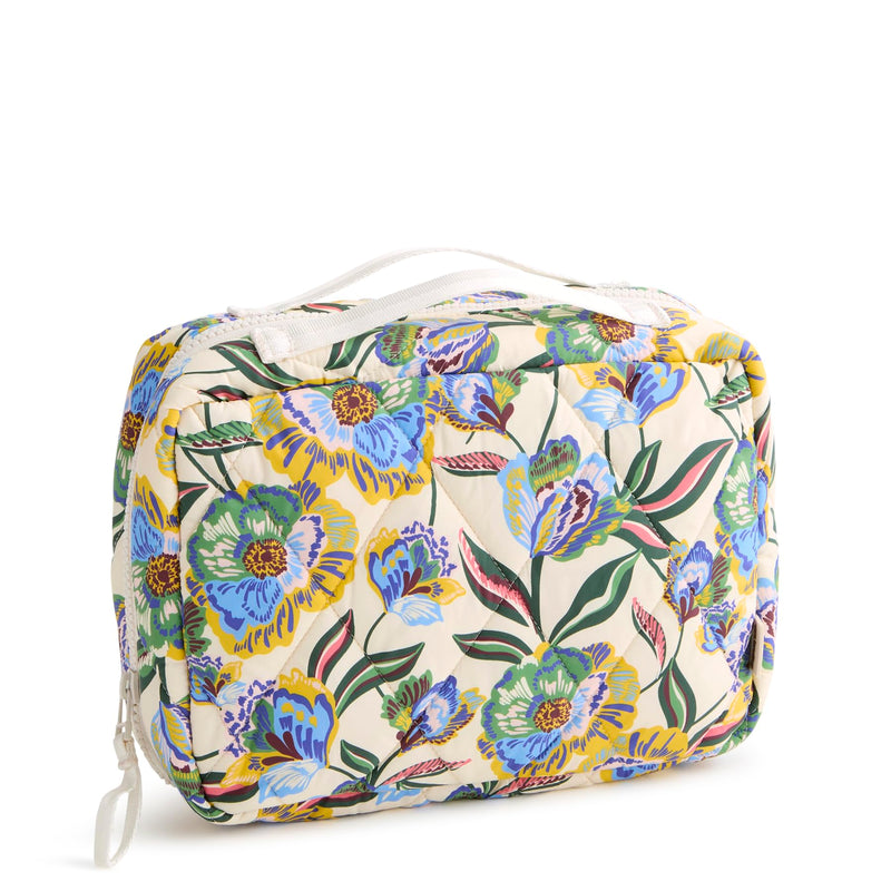 Vera Bradley Women's Featherweight Hanging Organizer – Travel Makeup Bag & Toiletry Storage – Gardenia Garden