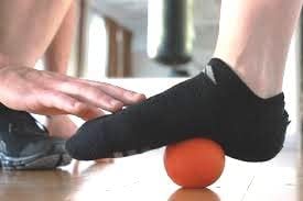 [Australia] - fine-toned - LACROSSE BALL FOR TRIGGER POINT MASSAGE plus MASSAGE EXERCISE INSTRUCTIONS CHART crossfit, rehab, physiotherapy - meets full NCAA specifications 
