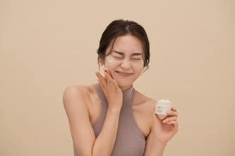 [Australia] - UIQ Biome Barrier™ Soft Cream 2.02 fl.oz | Korean skincare - moisturizing cream with 100 hours long lasting - Lightweight texture 