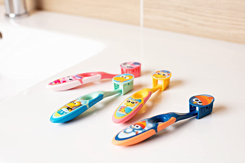 [Australia] - Jordan ® | Step 2 Toothbrush Kids | Kids Toothbrush for Age 3-5 Years Old | Soft Bristles, Dual Ergonomic Handle & BPA Free | Blue & Green Color | Pack 4 Units 