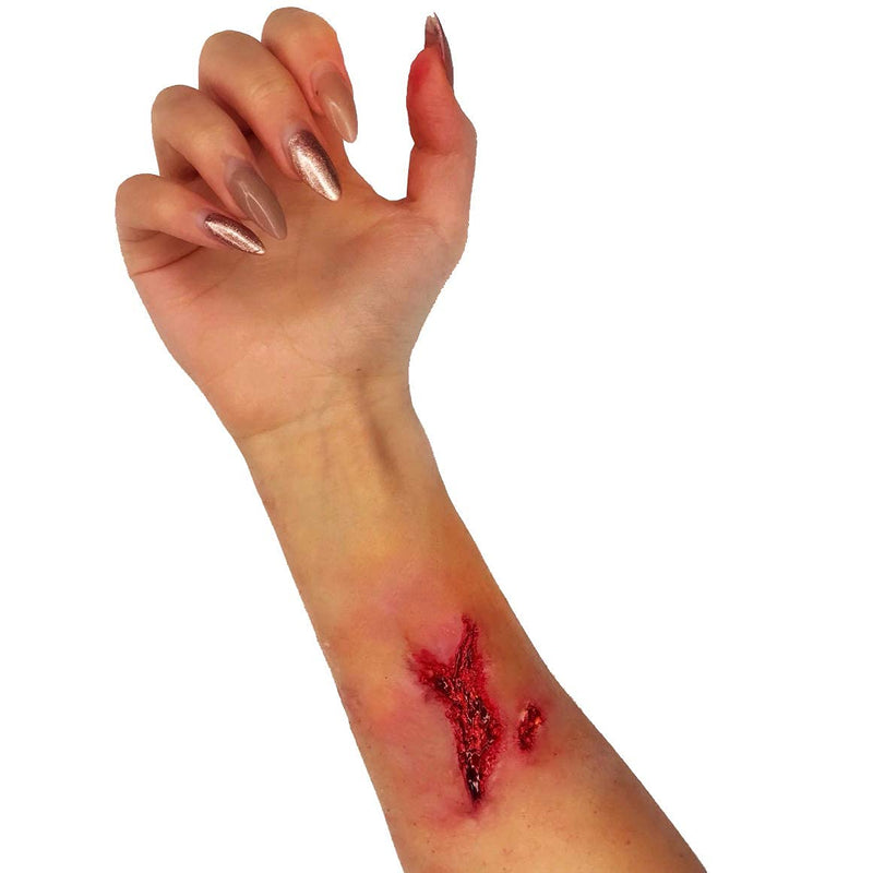 [Australia] - Moon Terror Halloween Fake Blood With Applicator | 10ml | Premium Quality | Made in the UK & Cosmetically Certified | 100% Safe & Easy To Use | Vegan & Cruelty free 