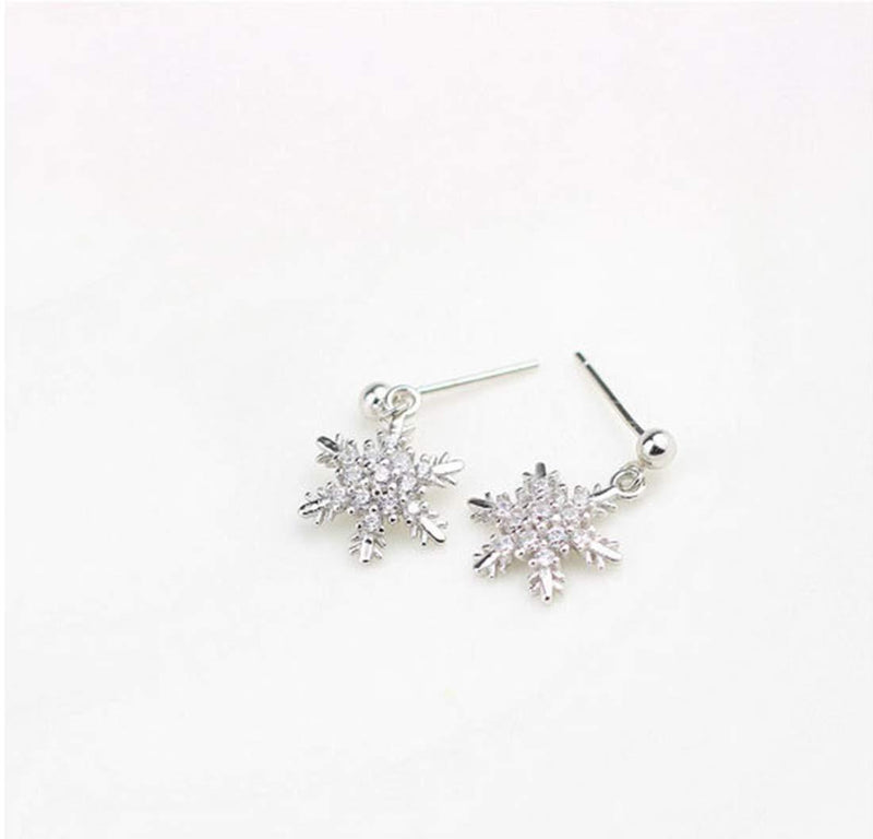 [Australia] - SLUYNZ 925 Sterling Silver Sparkling CZ Snowflake Studs Earrings for Women Teen Girls Snowflake Earrings 