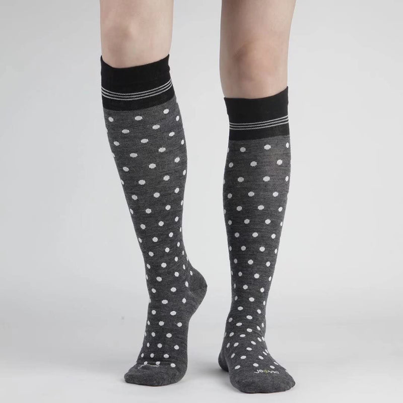 [Australia] - JAVIE Comfy Merino Wool Socks for Women & Men Graduated Compression Socks (15-20mmHg) Knee High Compression Stockings Small Grey/White Dots 