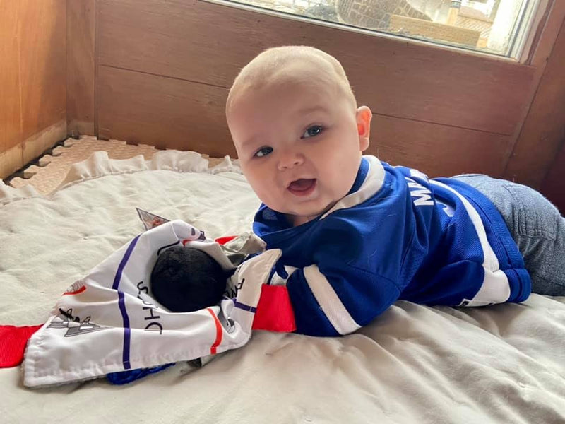 [Australia] - Baby Hockey Toy, Educational & Teething Closed Ribbon Tag Lovey Blanket with Security Plush: 10"X10" (Hockey) 