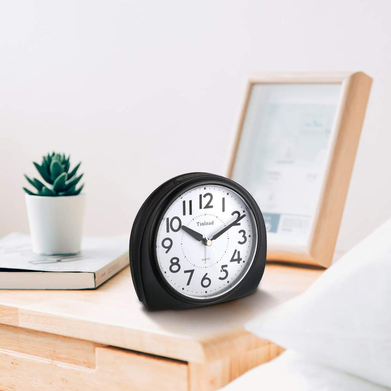 [Australia] - 5.5" Silent Analog Alarm Clock Non Ticking, Gentle Wake, Beep Sounds, Increasing Volume, Battery Operated Snooze and Light Functions, Easy Set, Black (Best for Elder) 