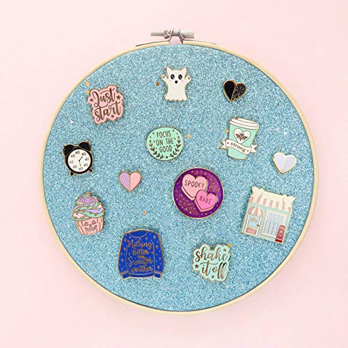 [Australia] - Wall Hanging Brooch Jewelry Storage Display Stand Enamel Pin Display Holder Earrings Necklace Glitter Pin Display Board with Stars, Pin Collection Display, Canvas/Leather Embroidery Hoop (Blue) Blue 