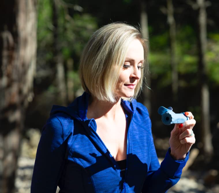 [Australia] - Bas Rutten O2 Trainer - Official Workout Device for Respiratory Training and Lung Muscle Fitness - Portable Breathing Mouthpiece for High Altitude and Power Training (Blue) 