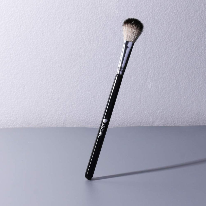[Australia] - DUcare Highlighter Brush Makeup Brushes Fan Blending Eyeshadow Contouring Blush Brush Cosmetic Tool, 1Pcs Silvery&Black 