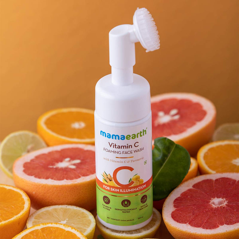 [Australia] - Mamaearth Vitamin C Face Wash with Foaming Silicone Cleanser Brush Powered by Vitamin C & Turmeric - 150ml 