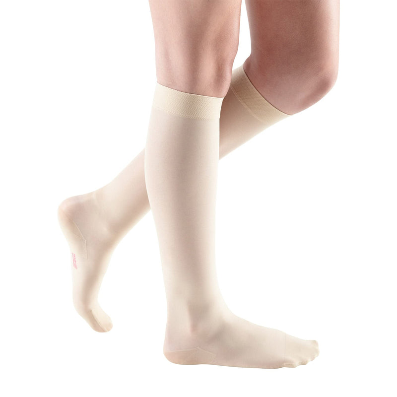 [Australia] - medi Sheer & Soft for Women, 815 mmHg, Calf High, Closed Toe Natural, Large, Standard 