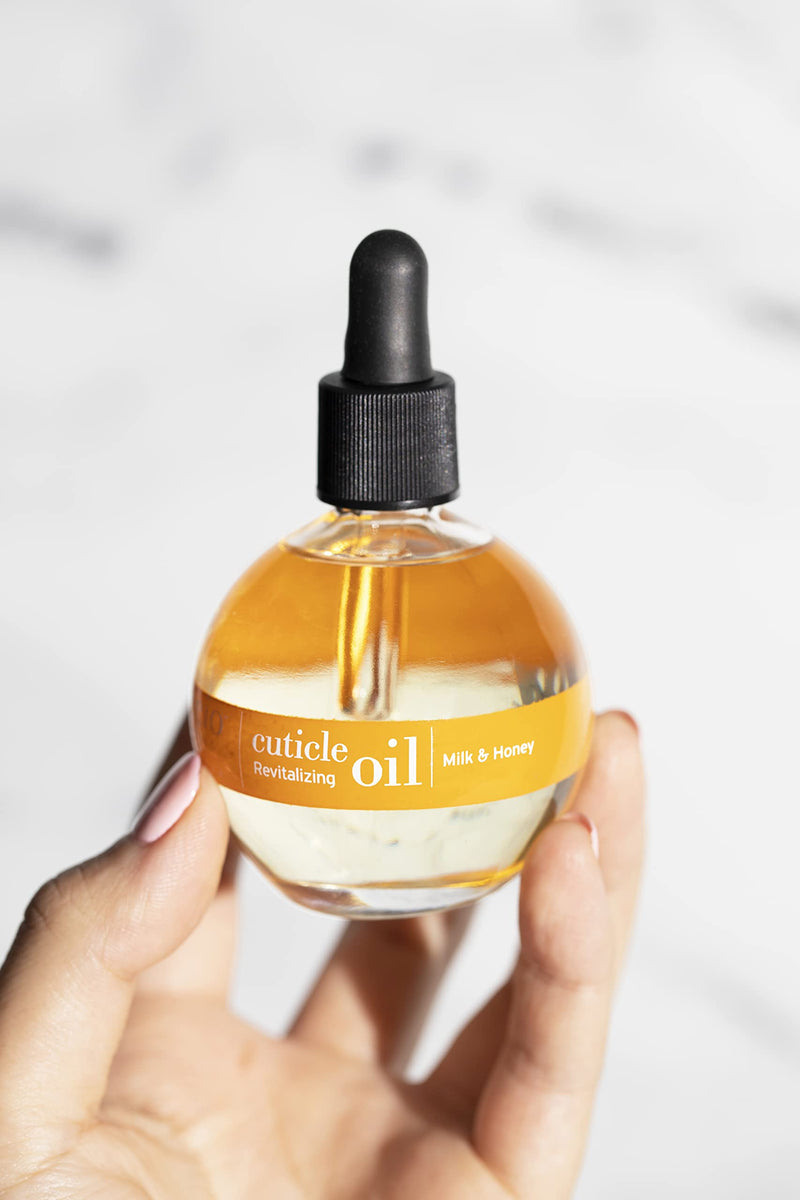 [Australia] - Cuccio Naturale Milk and Honey Cuticle Revitalizing Oil with Cuccio Naturalé Pomegranate & Fig Cuticle Revitalizing Oil Milk & Honey / Pomegranate & Fig Bundle 2.5 Fl Oz (Pack of 2) 