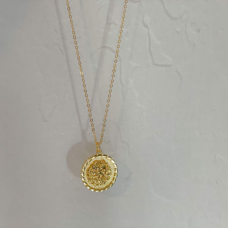 [Australia] - espere Gold Lion Medallion Pendant Necklace 18''| Leo Zodiac Coin Necklace | Horoscope Gold Charm | Minimalist Layering Necklace 