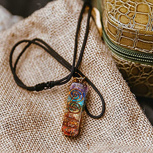[Australia] - DEEPOW ANLACOCN Healing 7 Chakra Necklace with Rainbow Crystals Orgone Energy Generator for Balancing 7 Chakras, Meditation Yoga Spiritual Jewelry 