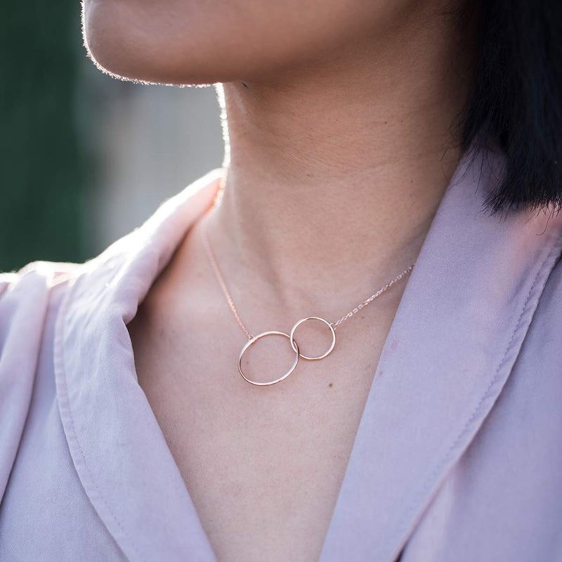 [Australia] - Dear Ava Maid of Honor Gift Necklace: Be My Bridesmaid Proposal, Matron of Honor, 2 Interlocking Circles (Silver-Plated-Brass, NA) 