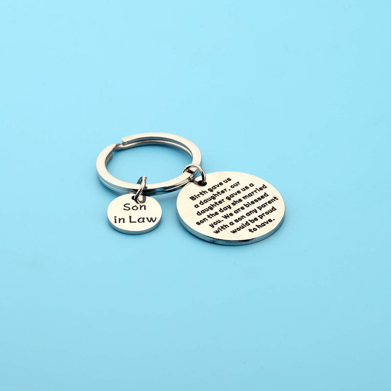 [Australia] - BAUNA Son in Law Gifts Keychain Stepson Gift Birth Gave Us a Daughter Our Daughter Gave Us a Son on The Day She Married You Wedding Gift for Son in Law Groom Gift Son Keychain 