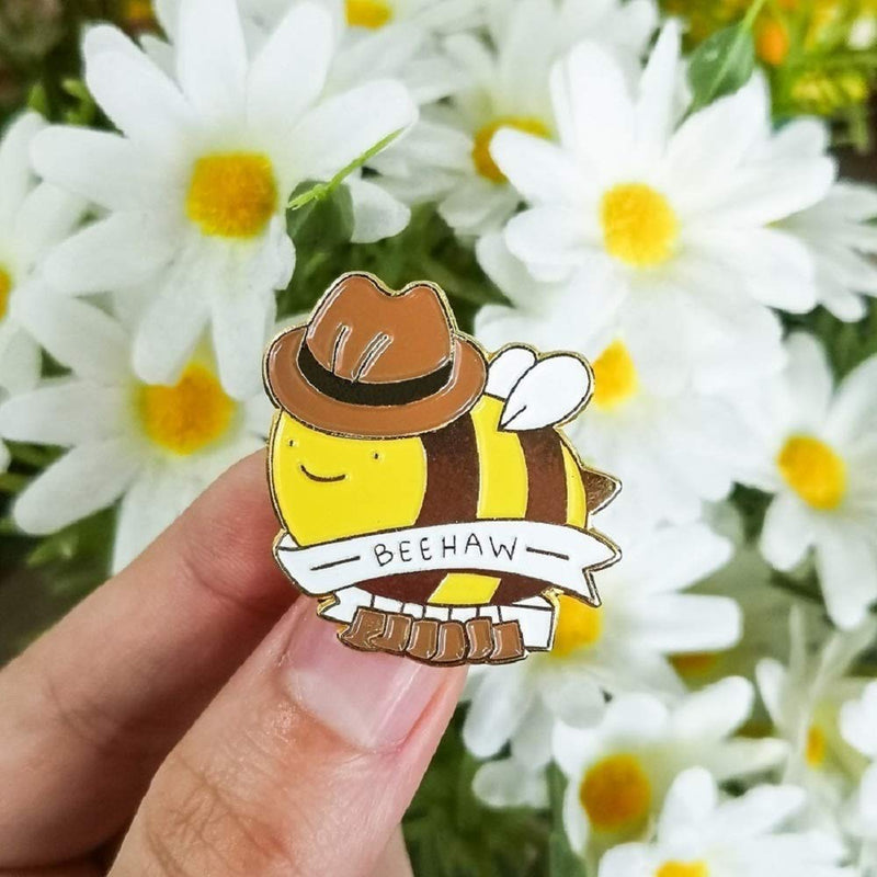 [Australia] - Beehaw Cowboy Bee Enamel Pin Insect Bee Badge Brooch Cute Honeybee Jacket Coat Hat Accessories Beekeeper Gift 