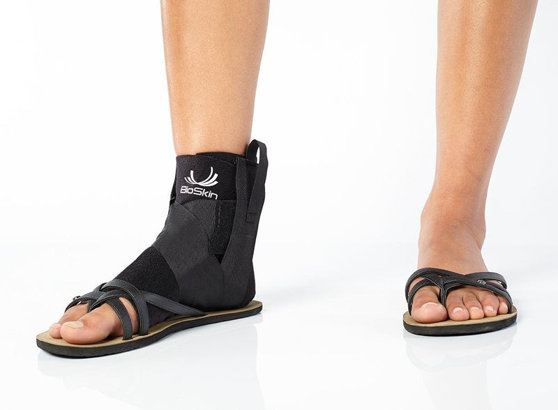 [Australia] - AFTR DC Wrap-around Ankle Brace to Reduce Swelling and Speed Recovery - by BioSkin (M – L) M – L 