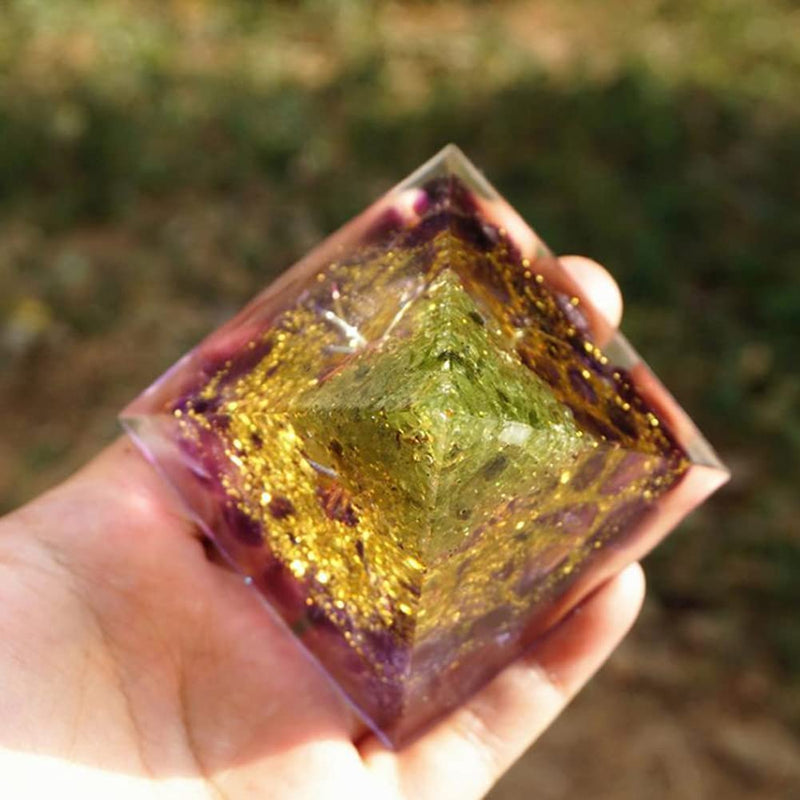 [Australia] - ycyingcheng Pyramid Ogan Crystal Energy Tower Nature Reiki Chakra Crushed Stone, Natural Pyramid Ogan Crystal Energy Tower Energy Healing Reiki Chakra Crushed Stone Jewelry Home Office, 6cm A 