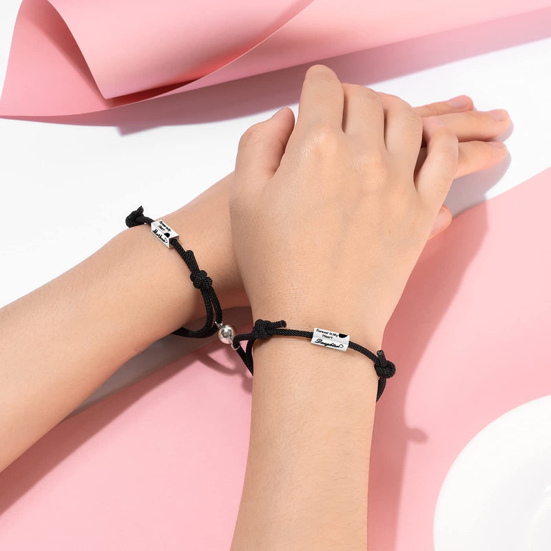 [Australia] - UNGENT THEM Magnetic Connecting Bracelets Set for Mother Daughter Engraved Love Heart Bracelet Mothers Day Jewelry Gifts for Mom Daughter Women Girls Mother & Daughter (Forever in my heart) 