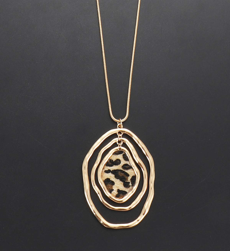 [Australia] - ZITULRY Leopard Print Jewelry Long Pendant Necklace for Women Girls Cheetah Print Leather Larait Necklace Irregular Circle 