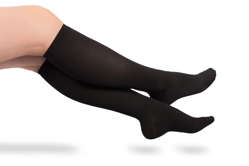 [Australia] - EvoNation Women’s Knee High 8-15 mmHg Graduated Compression Socks – Mild Pressure Compression Garment Black Medium (1 Pair) 