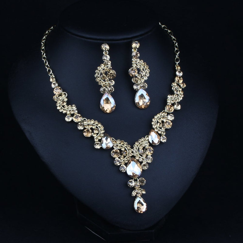 [Australia] - Hamer Prom Costume Jewelry for Women Crystal Choker Pendant Statement Chain Charm Necklace and Earrings Wedding Jewelry Sets for Brides champagne 